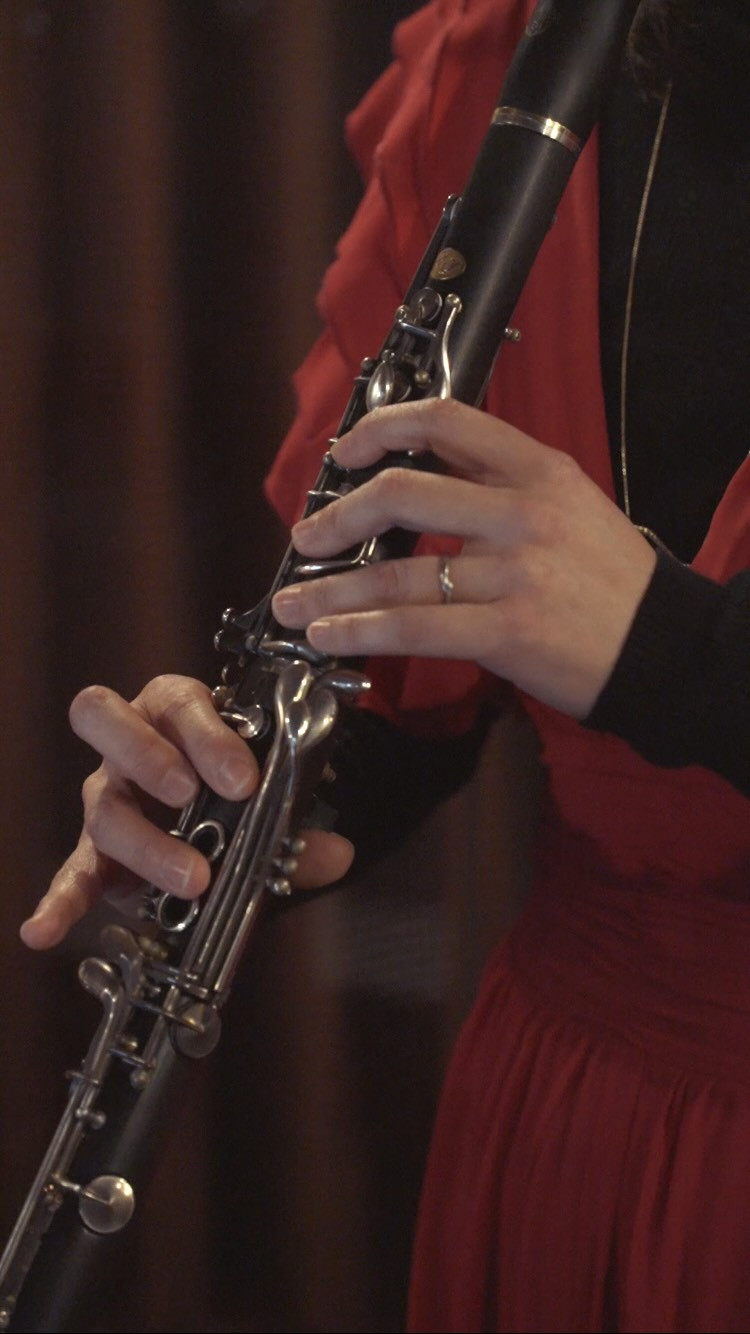 喫茶店コンネでは音楽スタジオ「ポンテヴェッキオ」のサポートで...